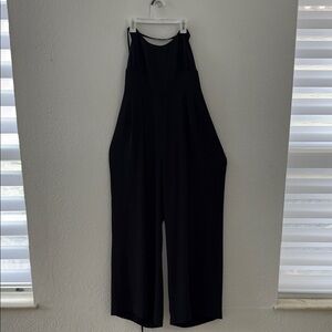 Elegant Black Sleeveless Jumpsuit